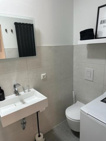 Ferienwohnung Domspatz Mit Klimaanlage Magdeburgo Exterior foto